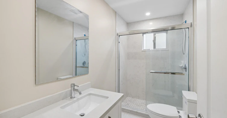 garden suite-7785 Buller St, Burnaby, BC, V5J 4T2 - 19