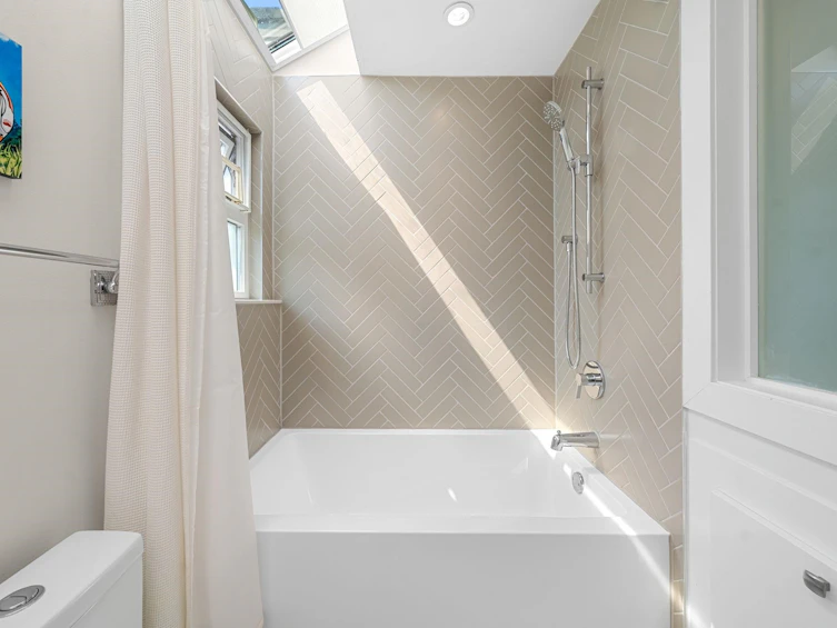 4-230 W 16th Street, North Vancouver, BC, V7M 1T6 - 27