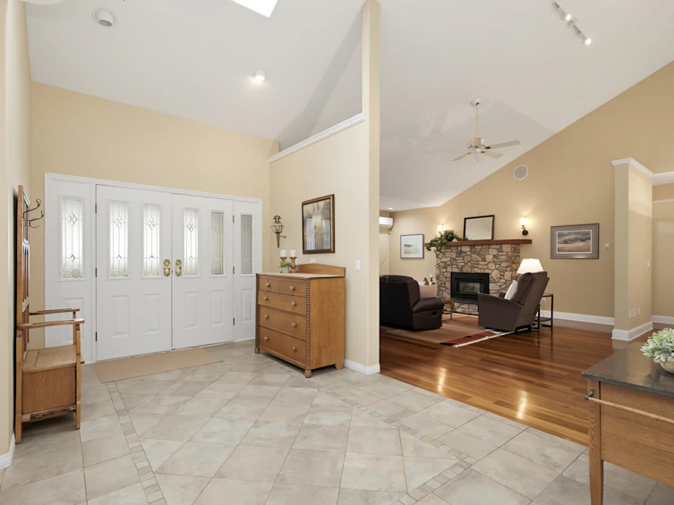 5226 222 Street, Langley, BC, V2Y 1L5 - 4