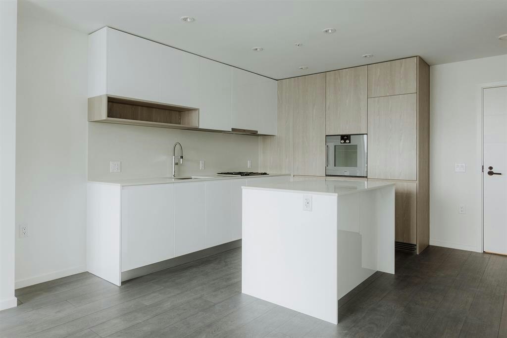 6200 Minoru Boulevard, Richmond, BC, V6Y 0M9 - 2
