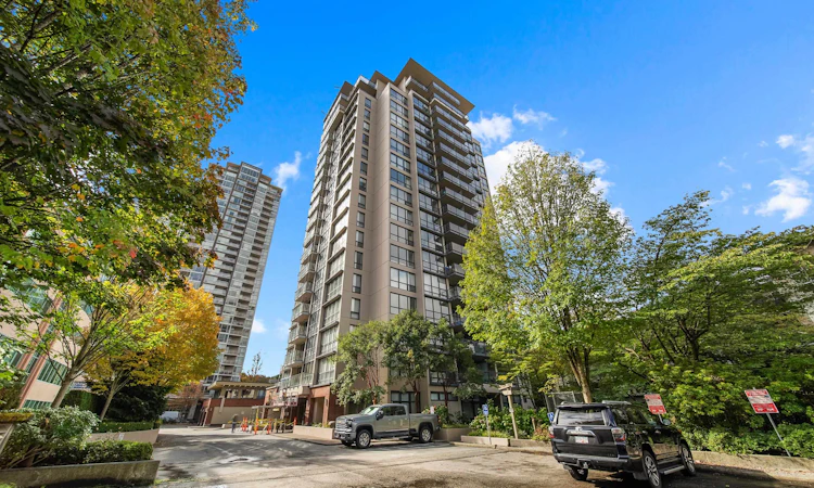 805-2959 Glen Drive