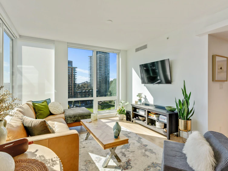 706-1500 Fern Street, North Vancouver, BC, V7J 0E6 - 10