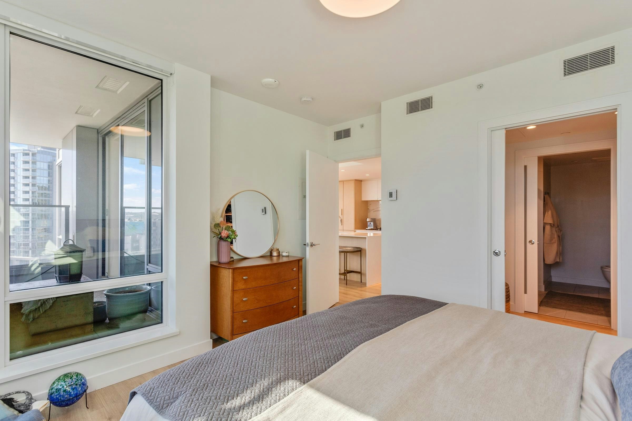 706-1500 Fern Street, North Vancouver, BC, V7J 0E6 - 17