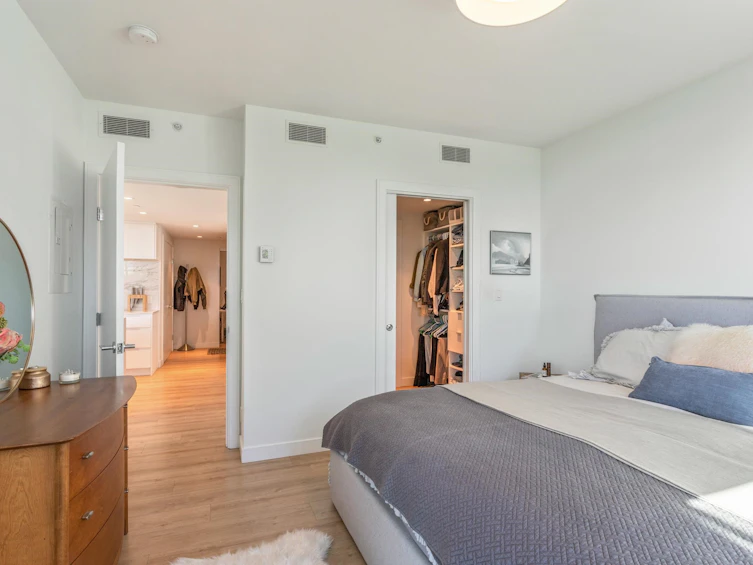 706-1500 Fern Street, North Vancouver, BC, V7J 0E6 - 16
