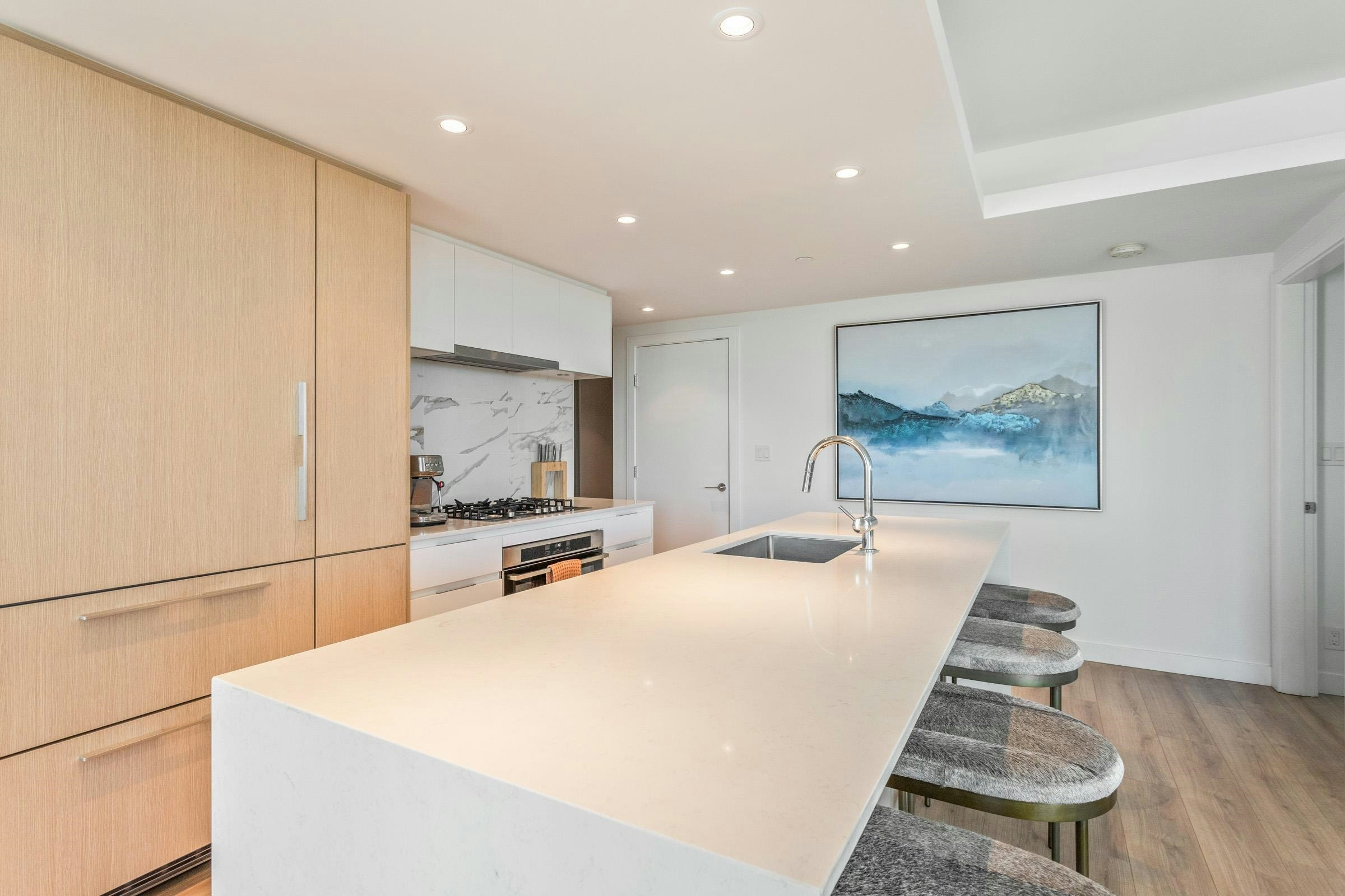 706-1500 Fern Street, North Vancouver, BC, V7J 0E6 - 7