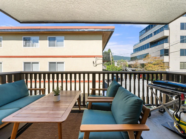202-1610 Chesterfield Avenue, North Vancouver, BC, V7M 2N7 - 27