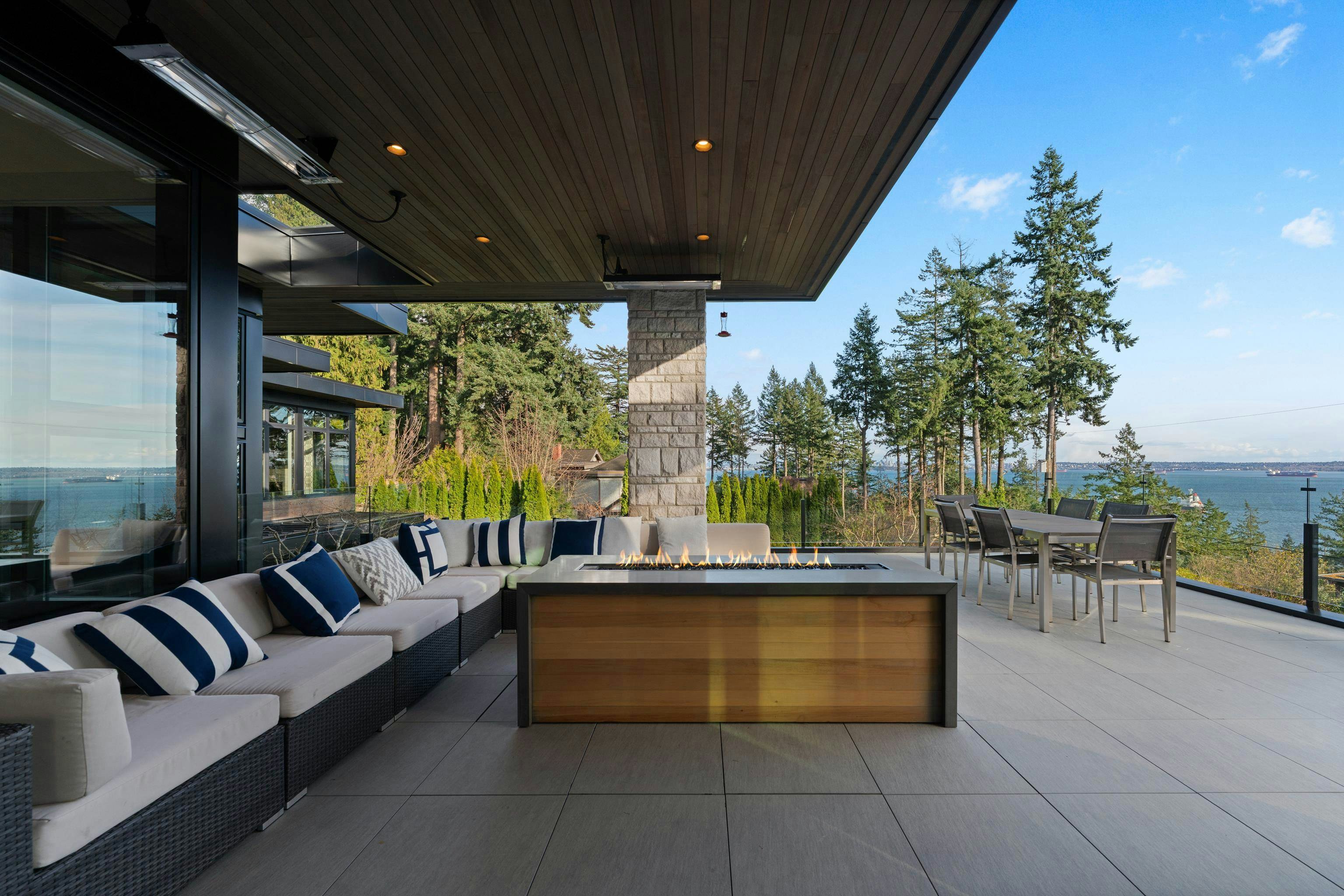 4799 Clovelly Walk, West Vancouver, BC, V7W 1H7 - 16