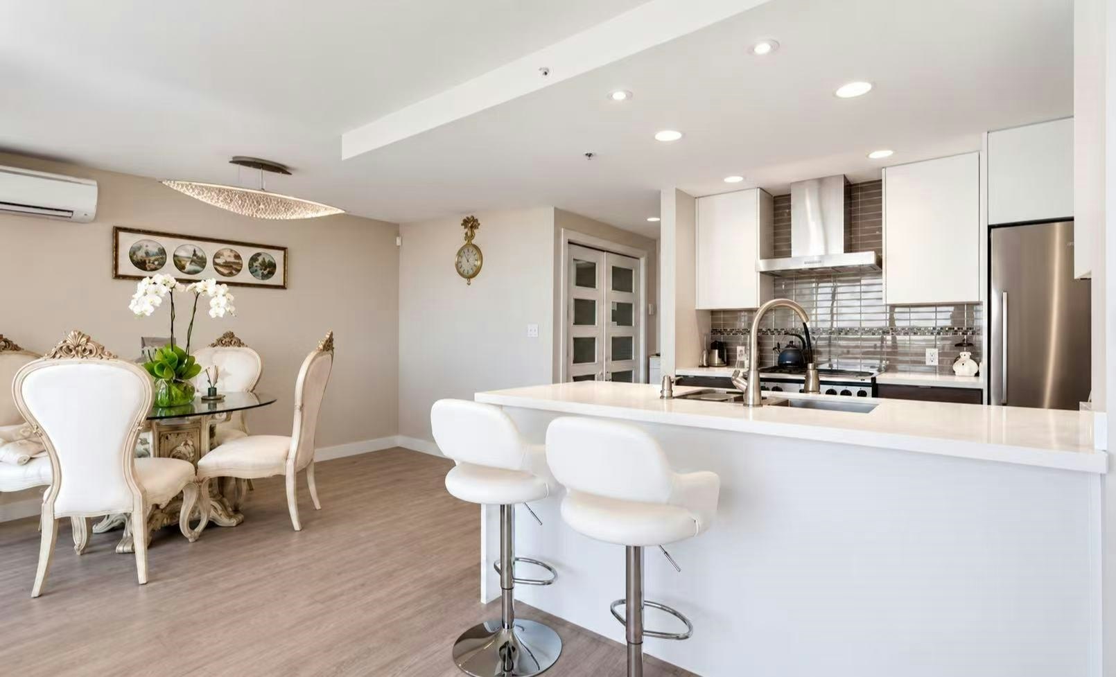 455 Beach Crescent, Vancouver, BC, V6Z 3E5 - 4