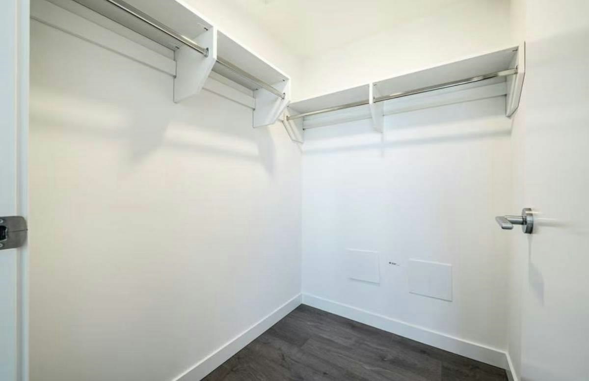 6468 Willingdon Avenue, Burnaby, BC, V5H 0L3 - 5