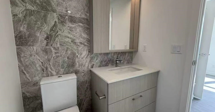 6468 Willingdon Avenue, Burnaby, BC, V5H 0L3 - 7