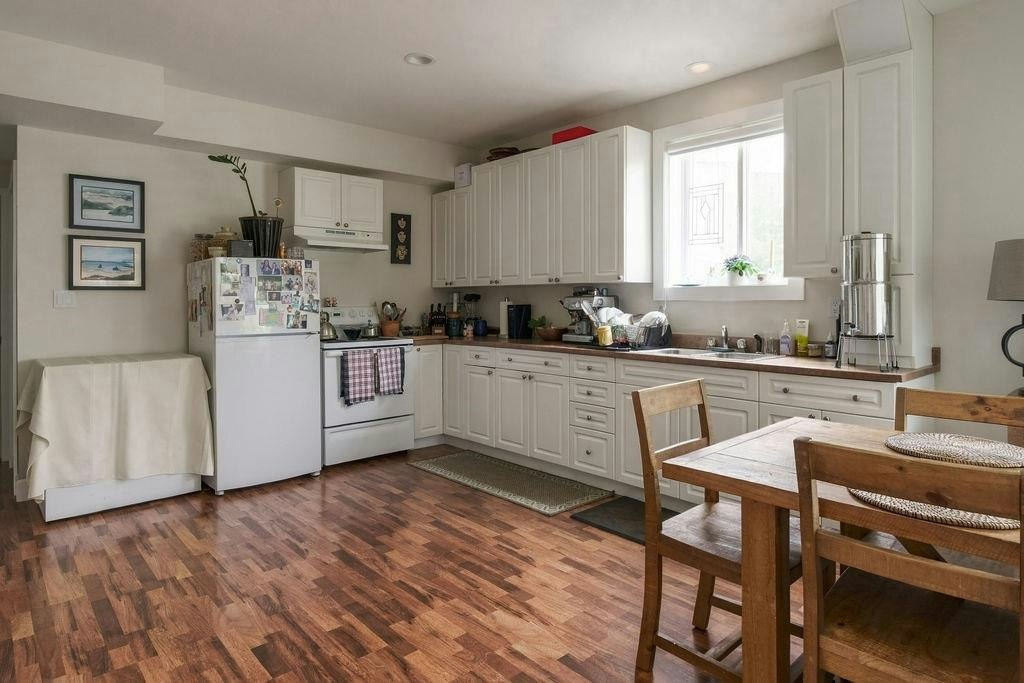 1208 St Andrews Road, Gibsons, BC, V0N 1V1 - 35