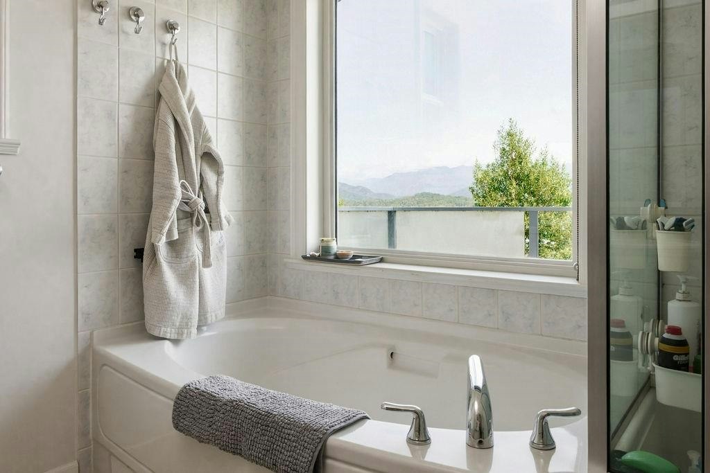 1208 St Andrews Road, Gibsons, BC, V0N 1V1 - 23