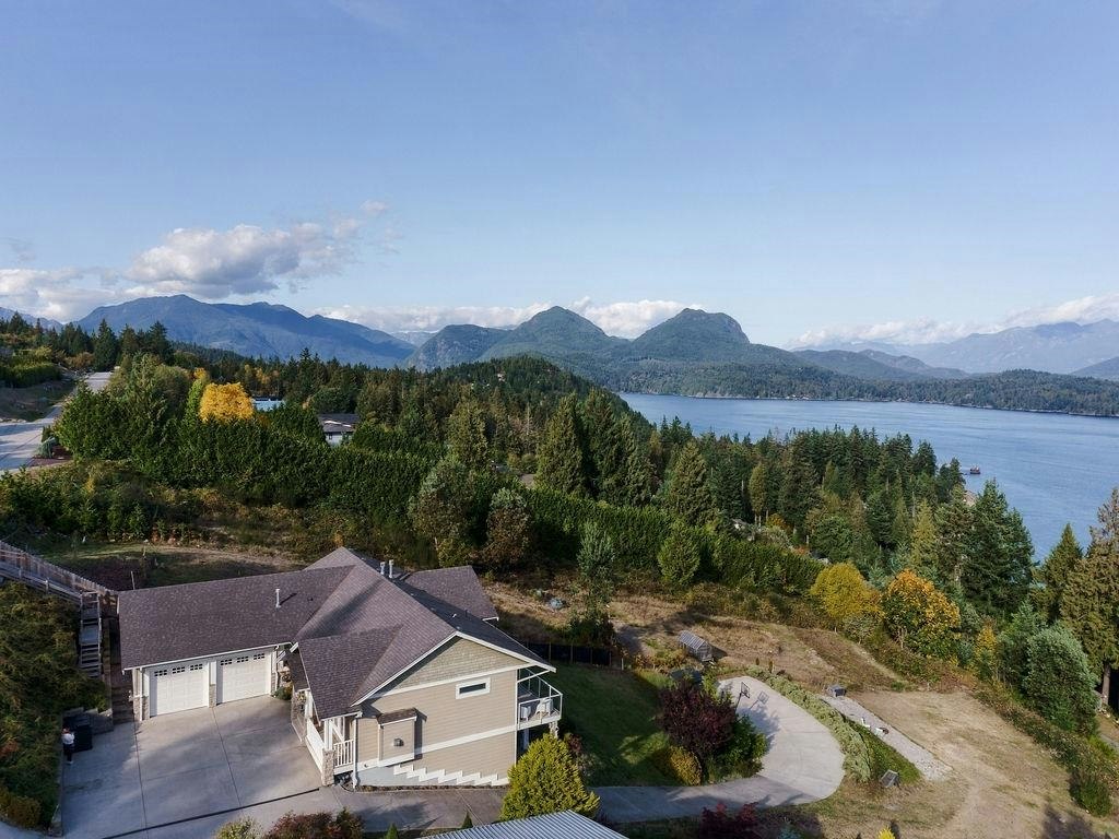 1208 St Andrews Road, Gibsons, BC, V0N 1V1 - 6