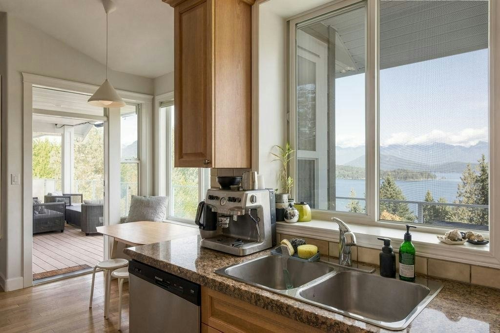 1208 St Andrews Road, Gibsons, BC, V0N 1V1 - 14