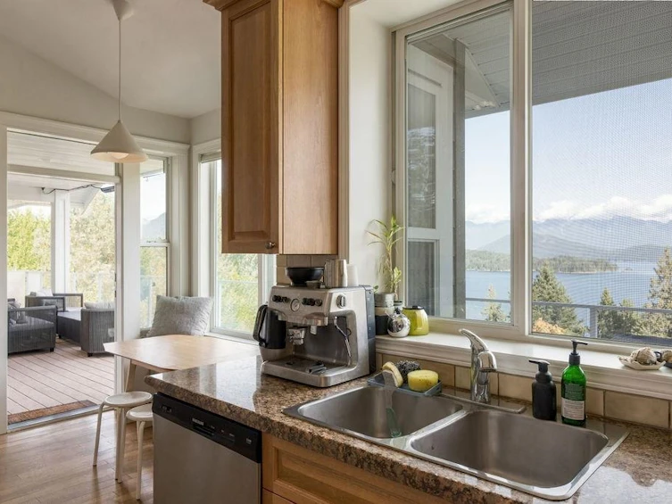 1208 St Andrews Road, Gibsons, BC, V0N 1V1 - 14