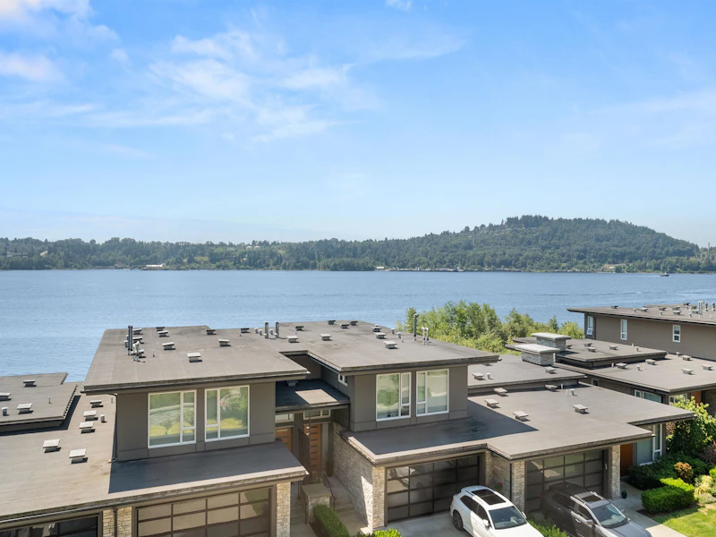 305 - 3911 Cates Landing Way, North Vancouver BC
