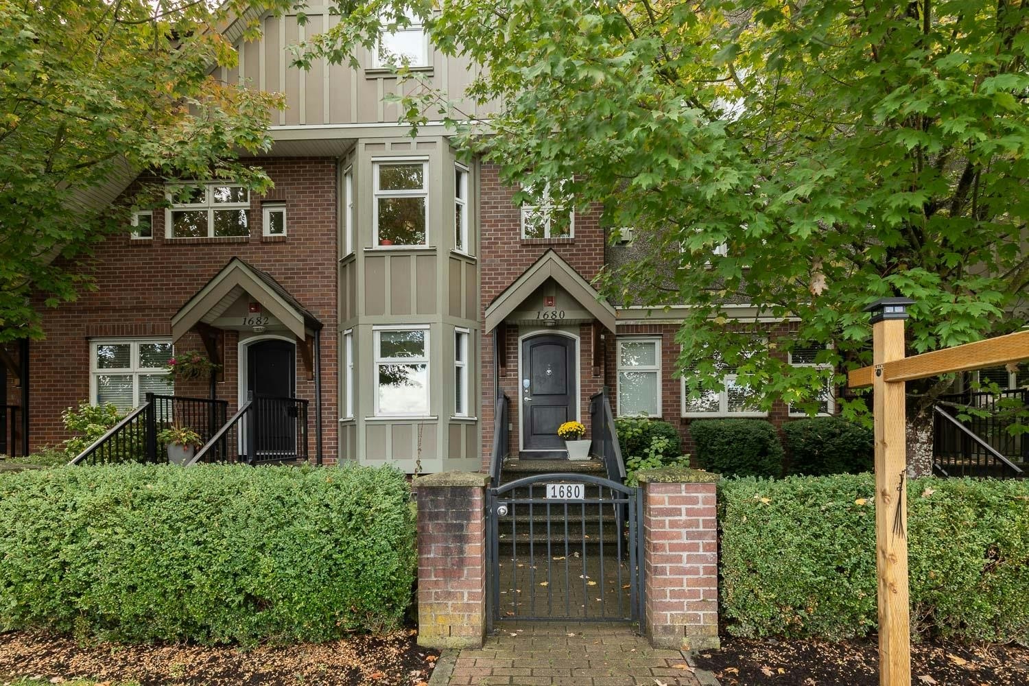 1680 E Pender Street, Vancouver, BC, V5L 1W3