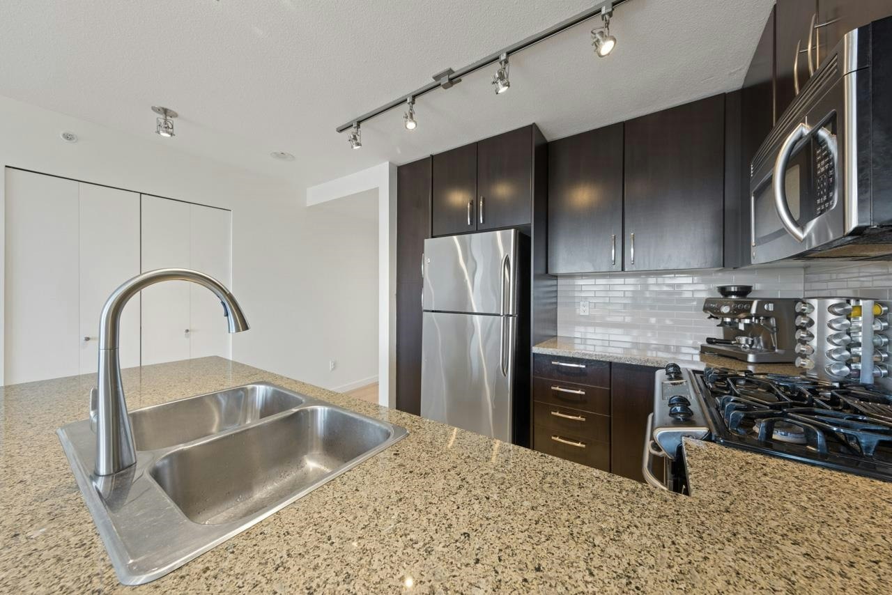 1603-651 Nootka Way, Port Moody, BC, V3H 0A1 - 11