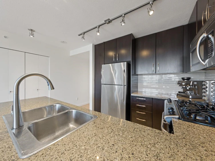 1603-651 Nootka Way, Port Moody, BC, V3H 0A1 - 11