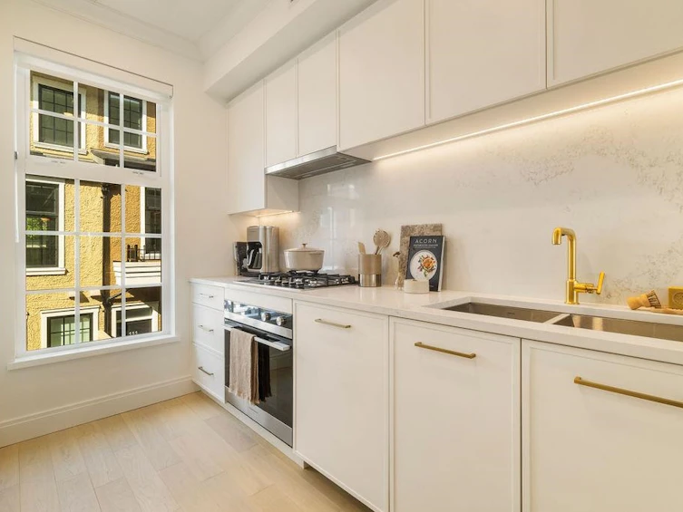 221-7789 Yukon Street, Vancouver, BC, V5X 2Y4 - 11