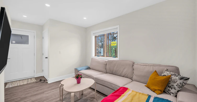 768 Garden Dr, BC, Vancouver, BC, V5L 0C9 - 5