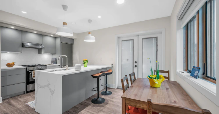 768 Garden Dr, BC, Vancouver, BC, V5L 0C9 - 17