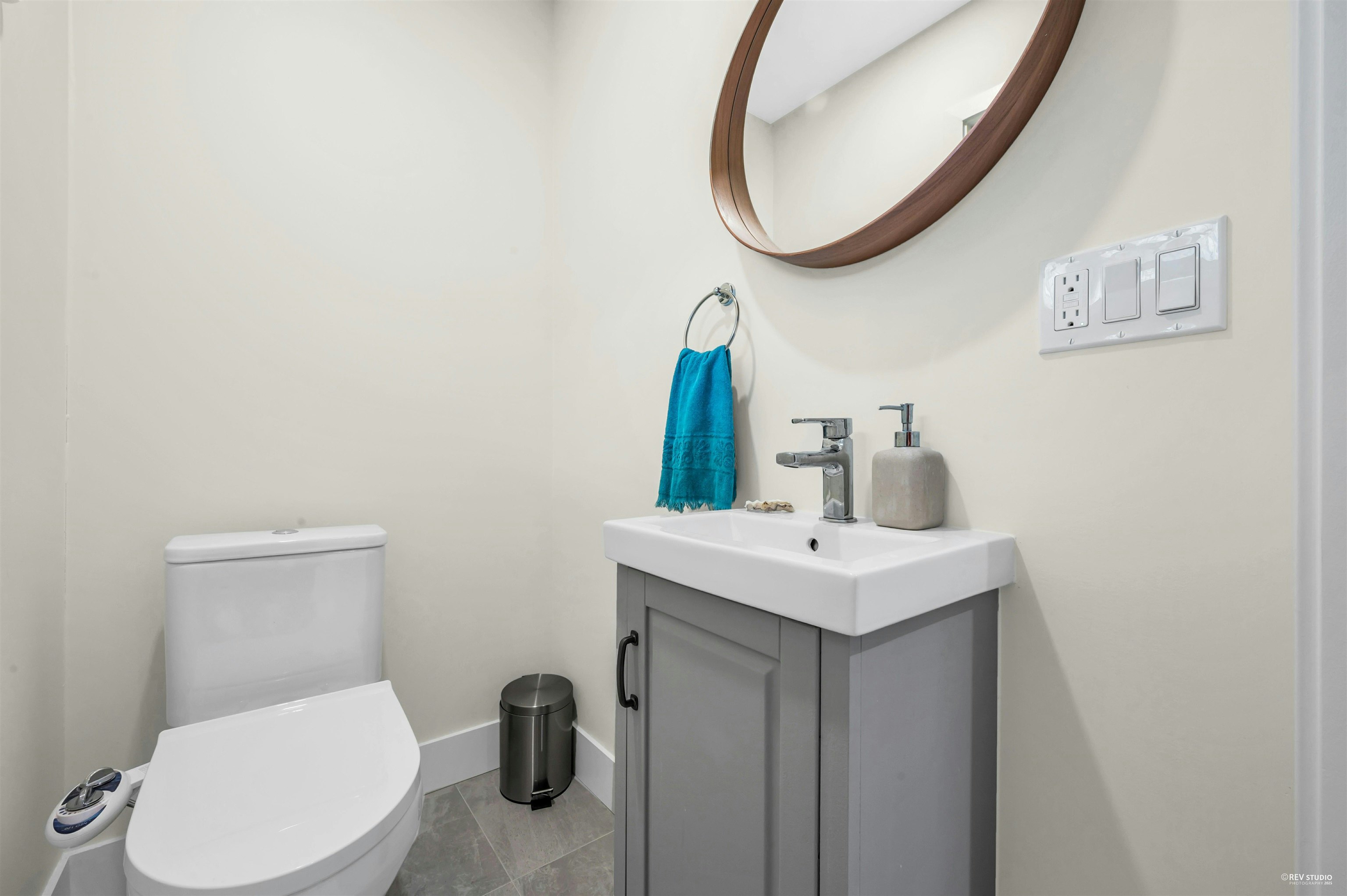 768 Garden Dr, BC, Vancouver, BC, V5L 0C9 - 19