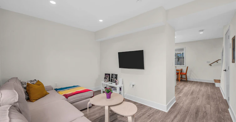 768 Garden Dr, BC, Vancouver, BC, V5L 0C9 - 6