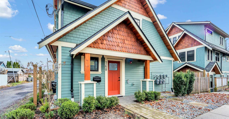 768 Garden Dr, BC, Vancouver, BC, V5L 0C9 - 3