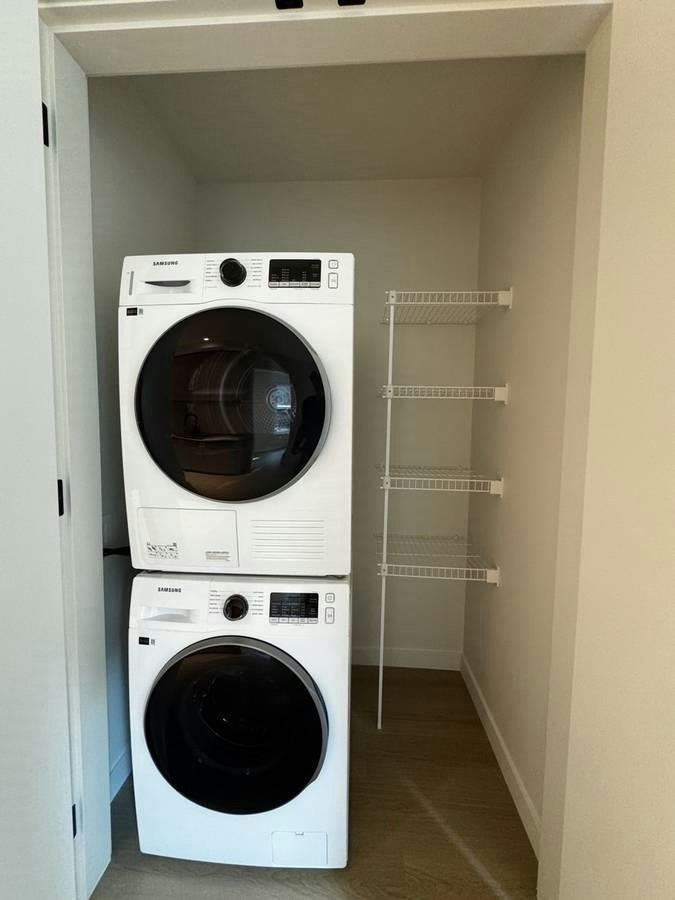 403-2015 St. Johns St BC, Port Moody, BC, V3H 0N5 - 32