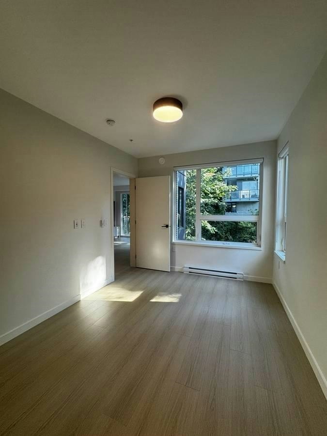 403-2015 St. Johns St BC, Port Moody, BC, V3H 0N5 - 8