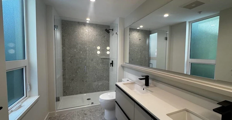 403-2015 St. Johns St BC, Port Moody, BC, V3H 0N5 - 10