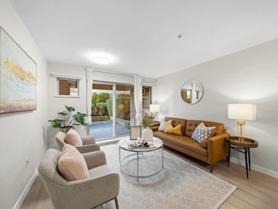 6106-5117 Garden City Road - 3