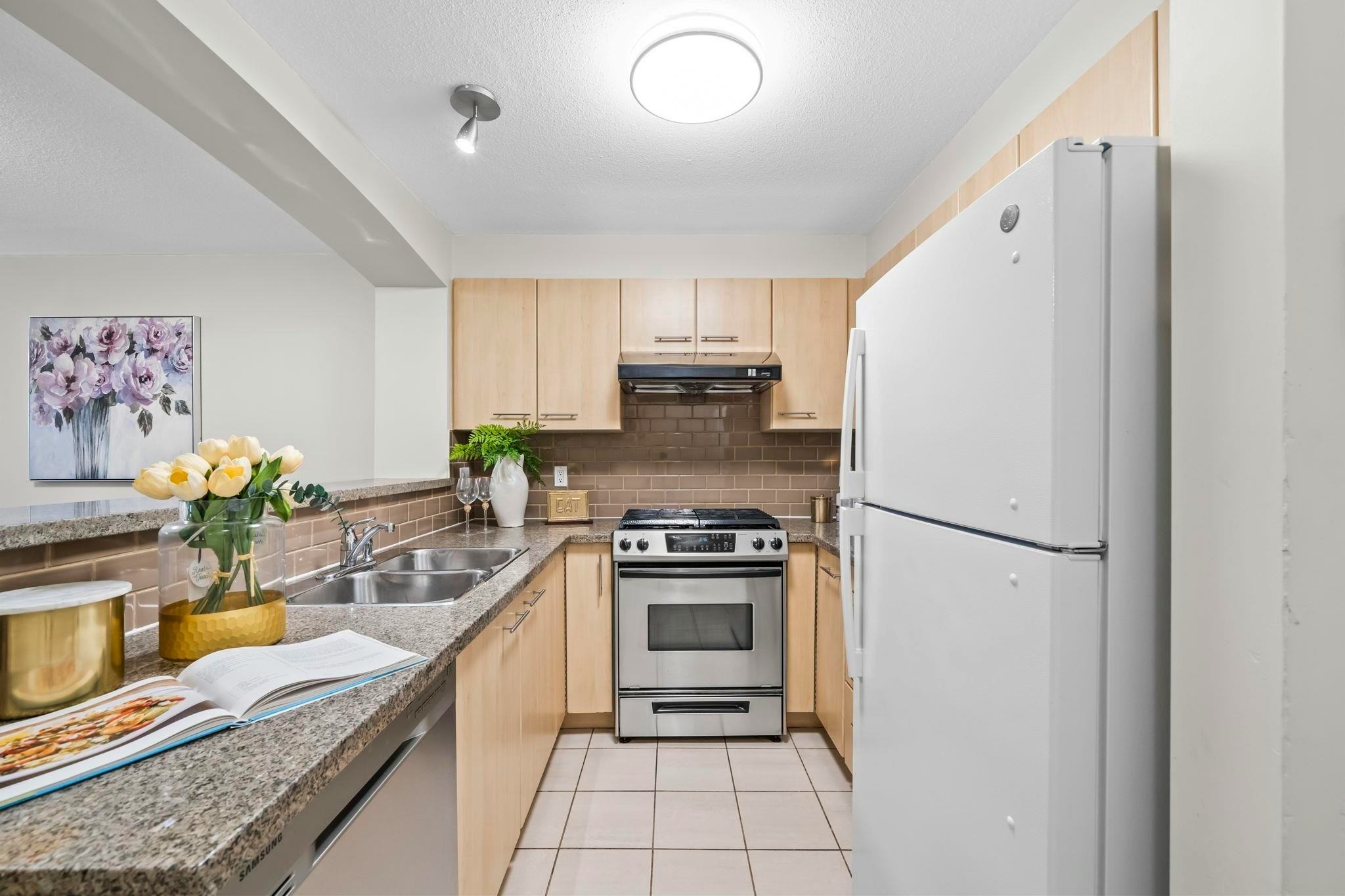 6106-5117 Garden City Road, Richmond, BC, V6X 4H7 - 12
