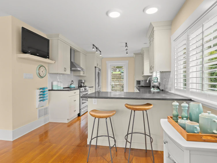 6252 Wellington Avenue, West Vancouver, BC, V7W 2H4 - 14