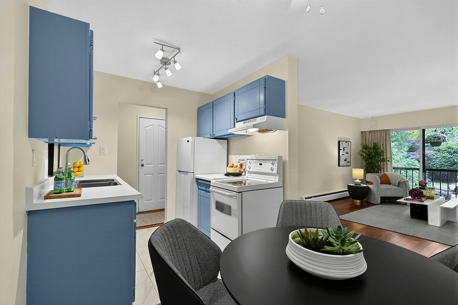 206-1717 W 13th Avenue, Vancouver, BC, V6J 2H2 - 10