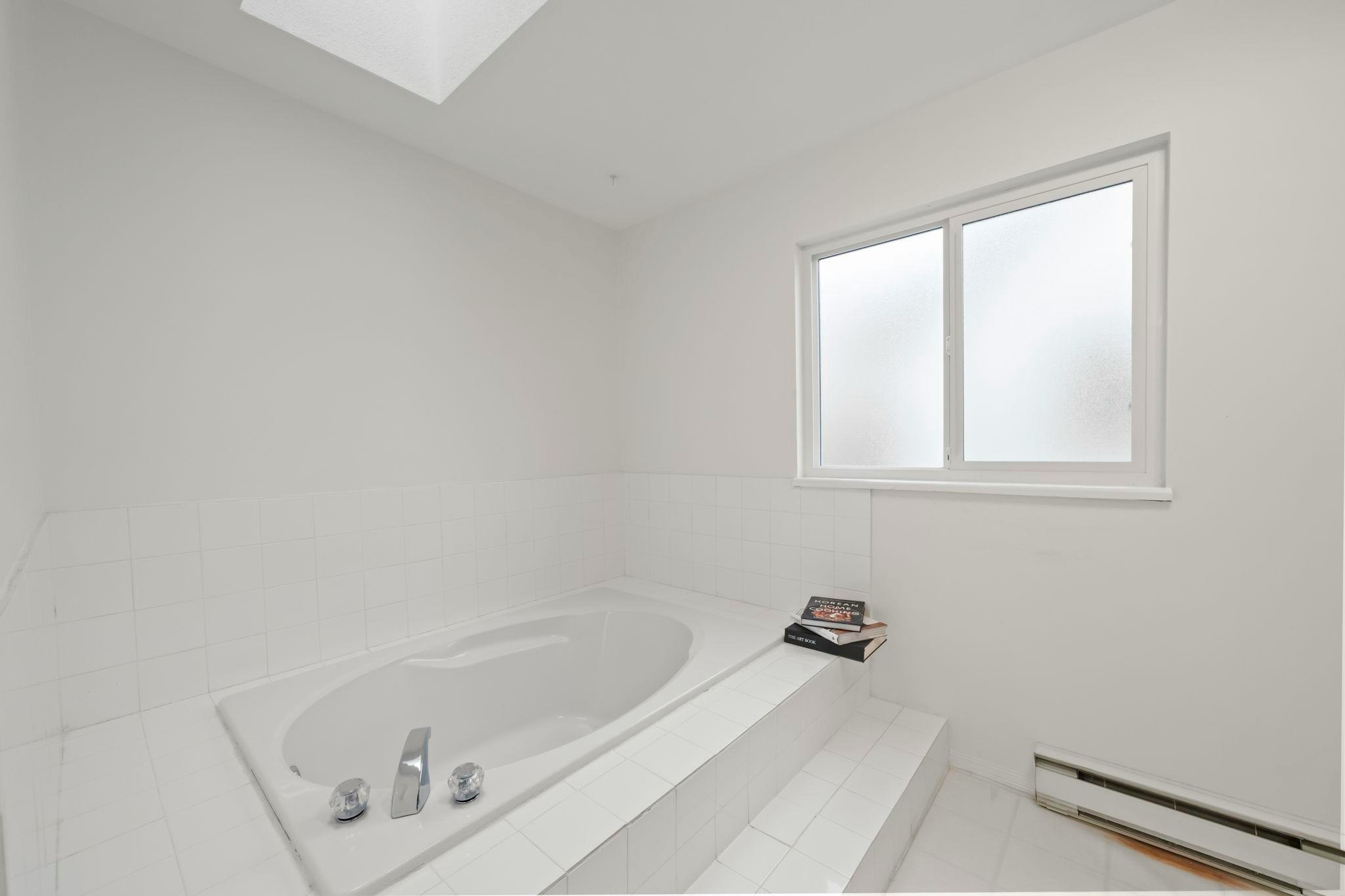 2714 Mara Drive, Coquitlam, BC, V3C 5R9 - 35