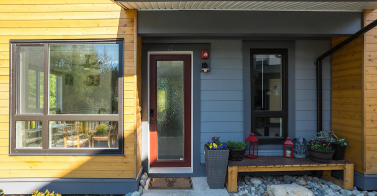 47-1188 Main Street, Squamish, BC, V8B 0Z3 - 2