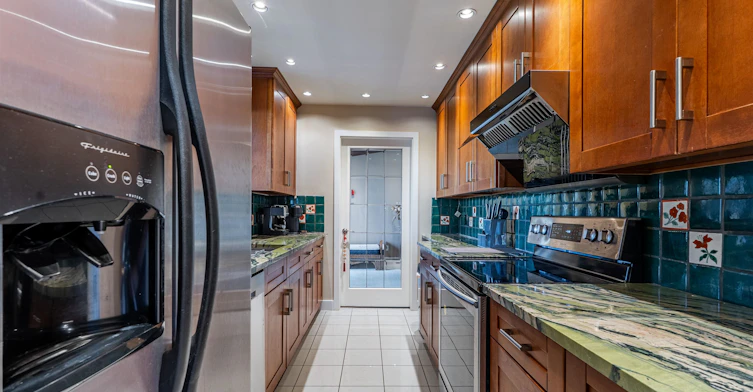 1200 Island Park Walk, Vancouver, BC, V6H 3T4 - 15
