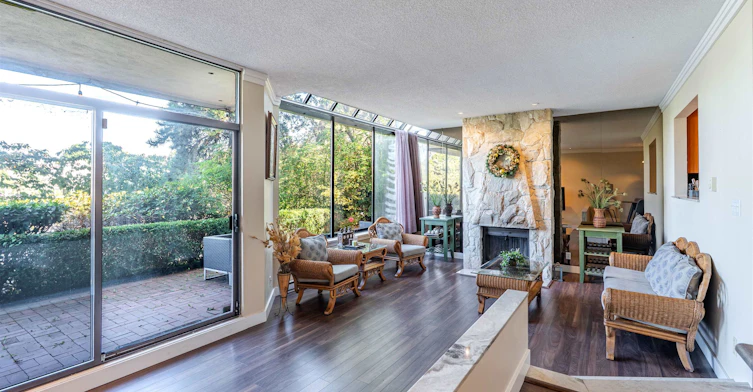 1200 Island Park Walk, Vancouver, BC, V6H 3T4