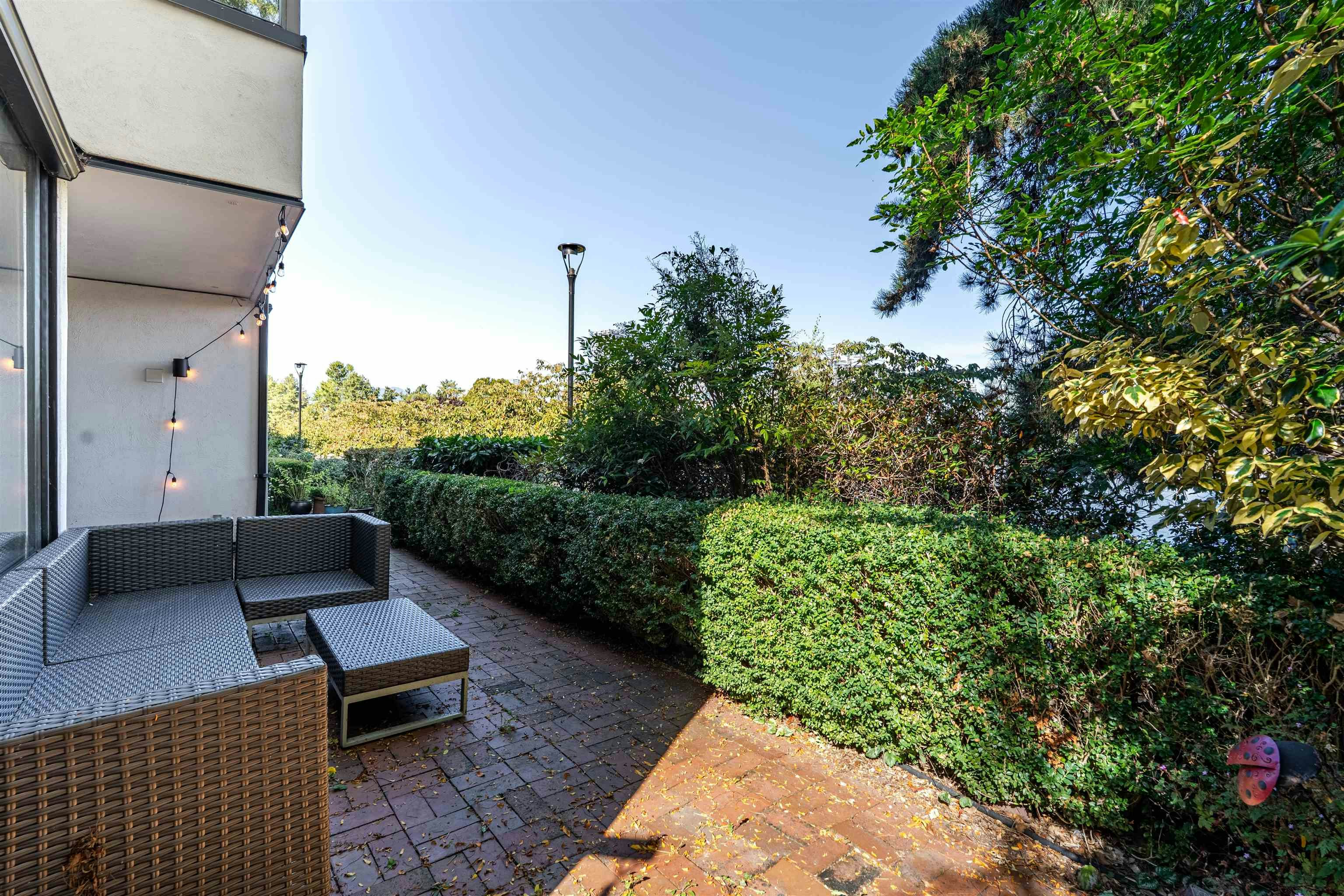1200 Island Park Walk, Vancouver, BC, V6H 3T4 - 12