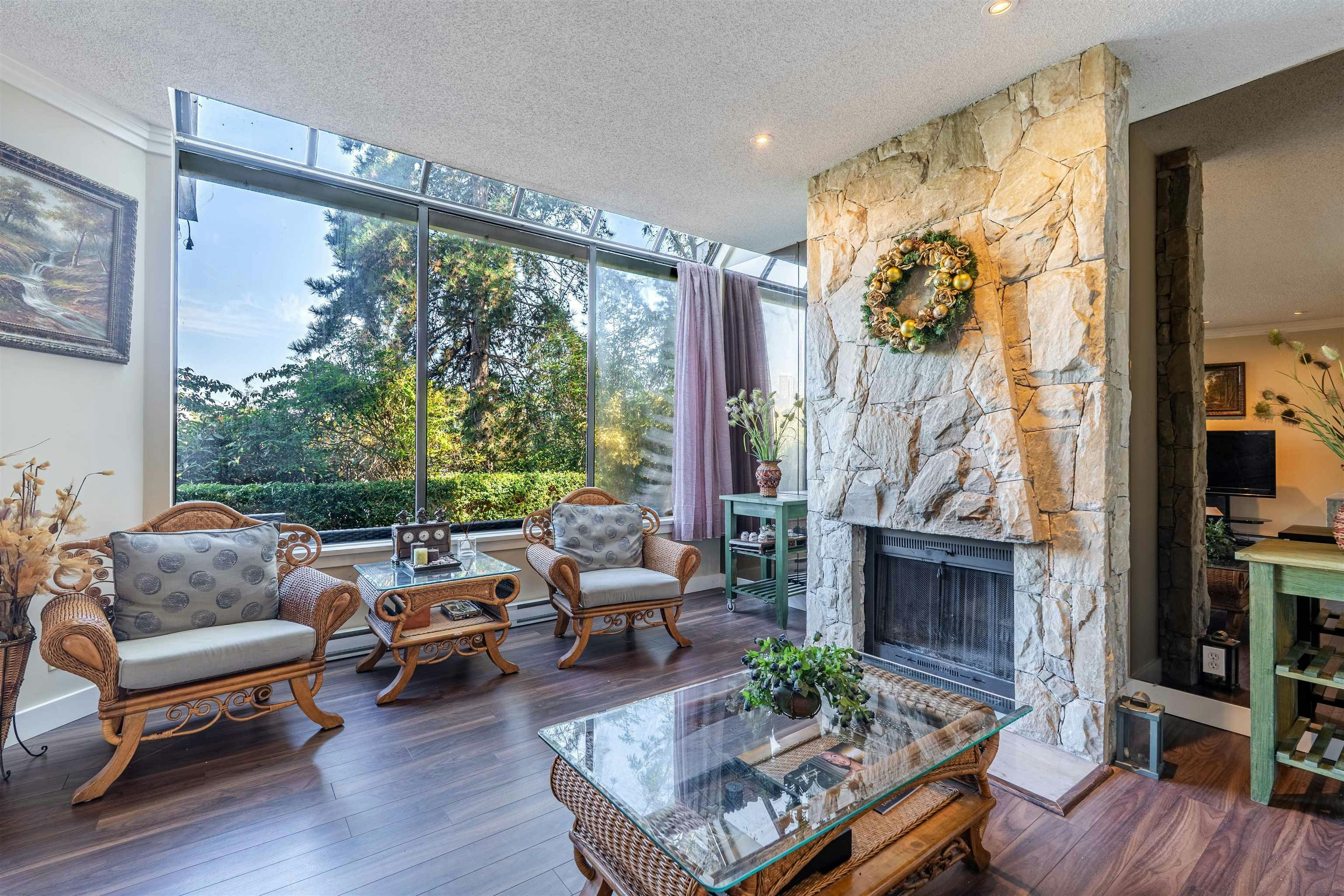 1200 Island Park Walk, Vancouver, BC, V6H 3T4 - 2