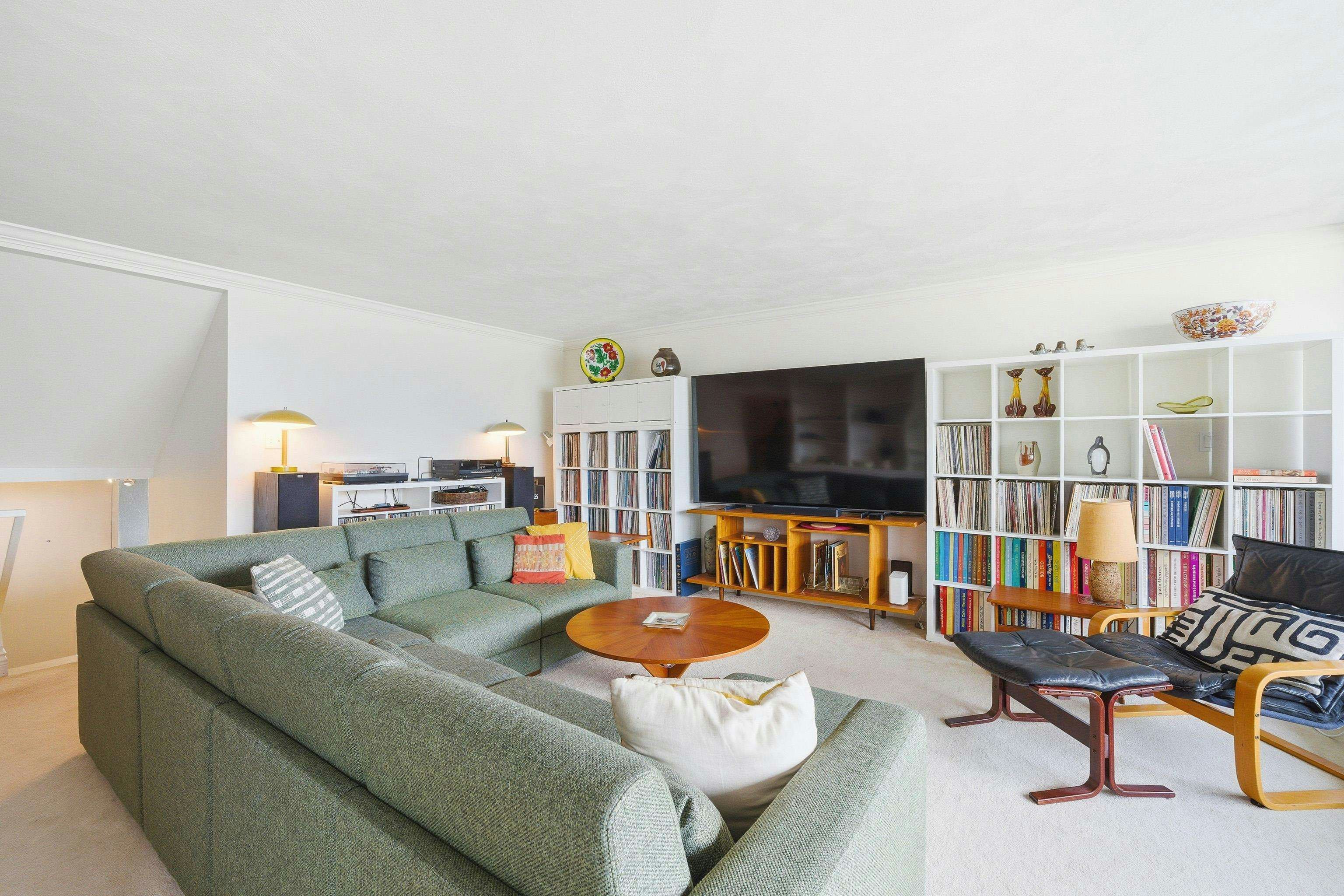 533-666 Leg In Boot Square, Vancouver, BC, V5Z 4B3 - 5