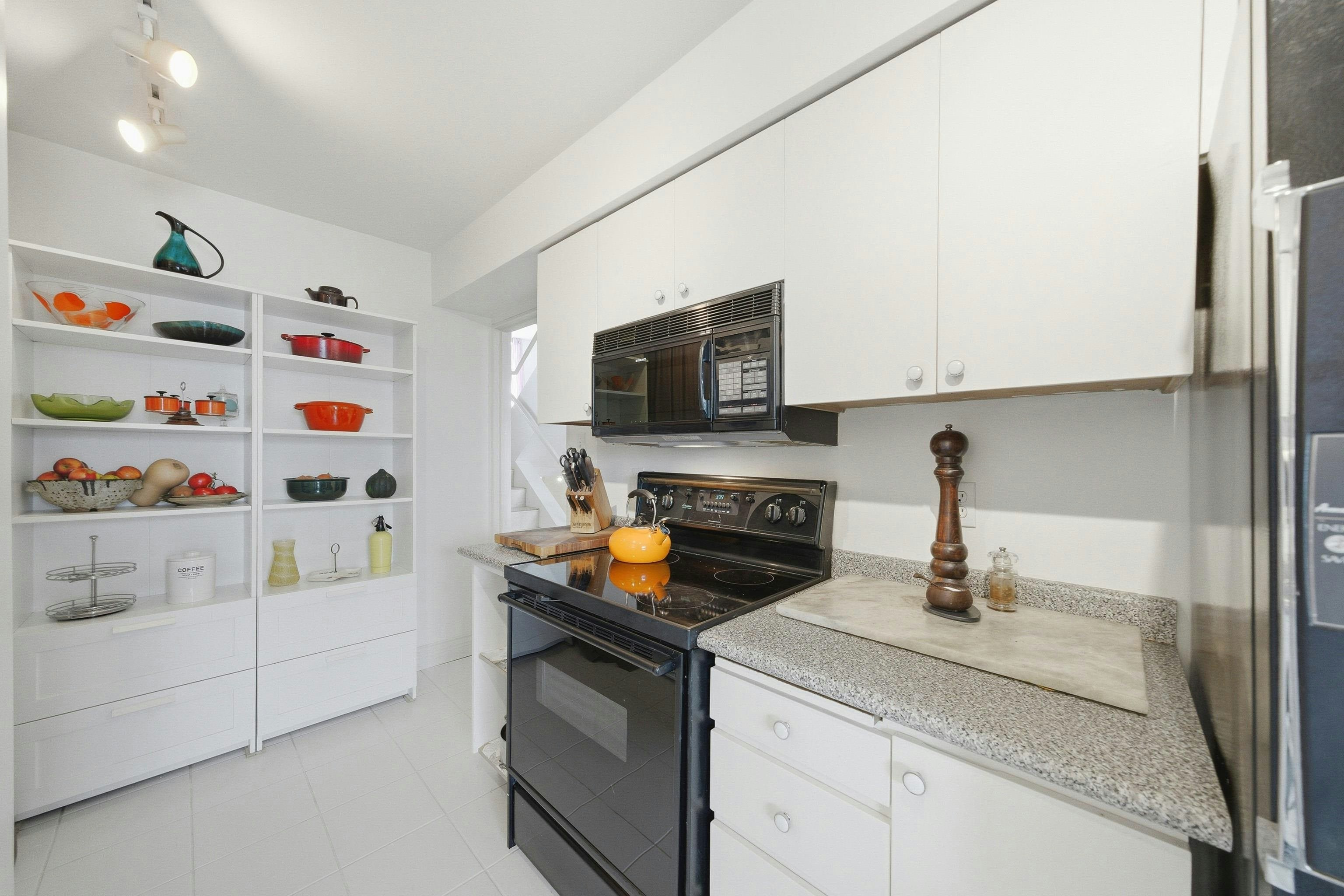 533-666 Leg In Boot Square, Vancouver, BC, V5Z 4B3 - 21
