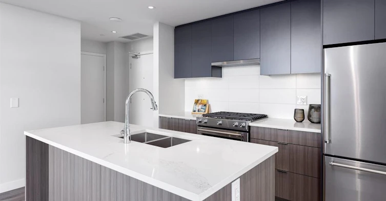 90X-3430 E Kent South Avenue, Vancouver, BC, V5S 0G7 - 2
