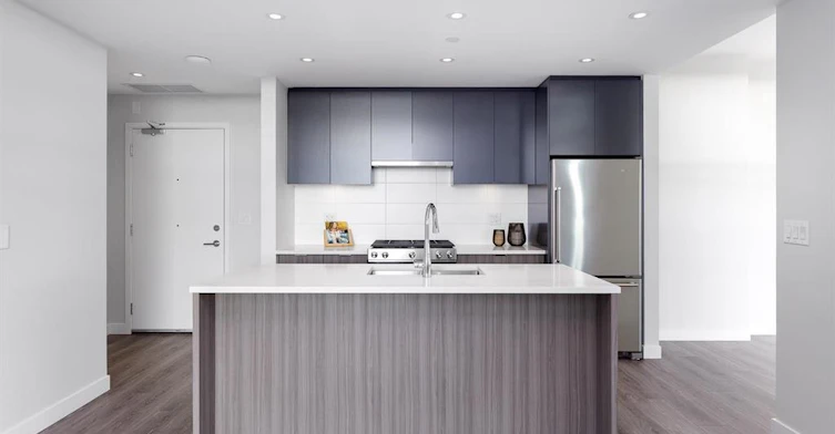 90X-3430 E Kent South Avenue, Vancouver, BC, V5S 0G7