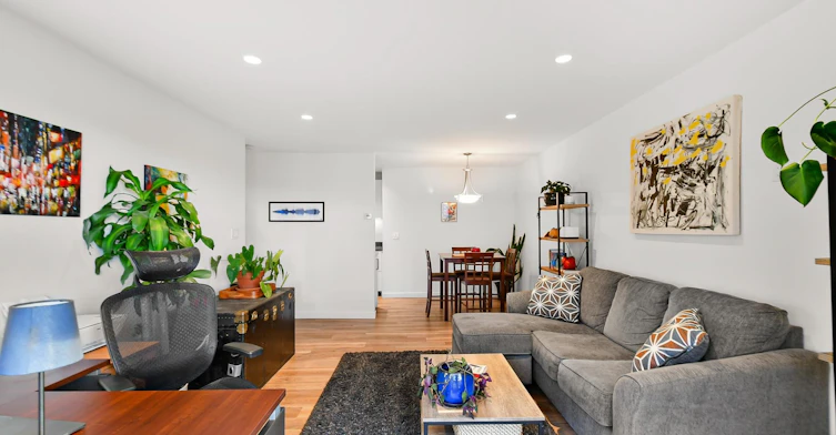 410-120 E 4th Street, North Vancouver, BC, V7L 1H6 - 3