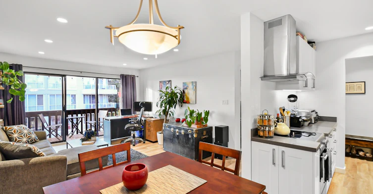 410-120 E 4th Street, North Vancouver, BC, V7L 1H6 - 6
