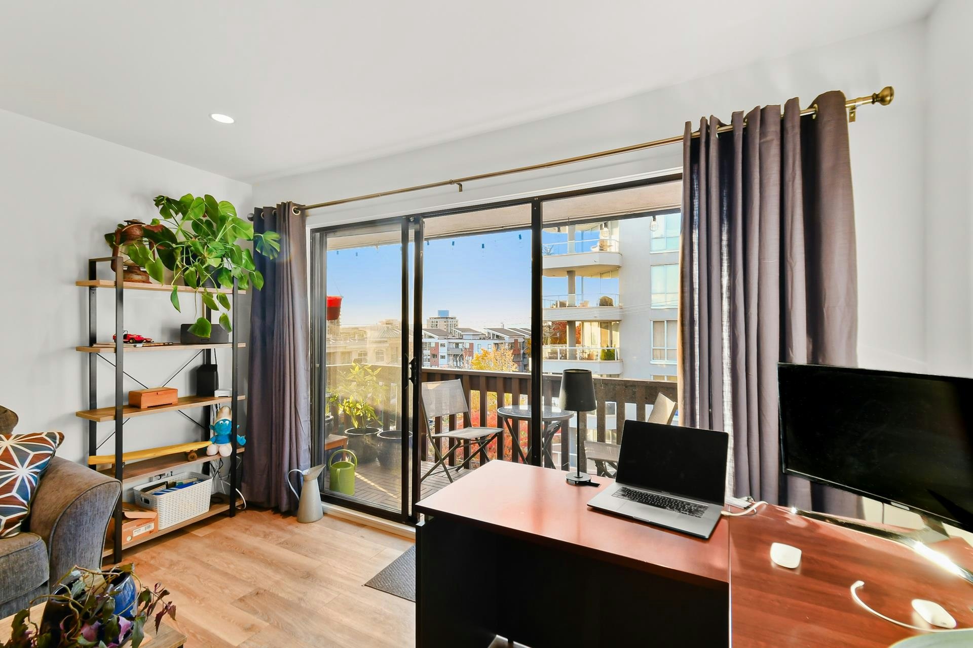 410-120 E 4th Street, North Vancouver, BC, V7L 1H6 - 4