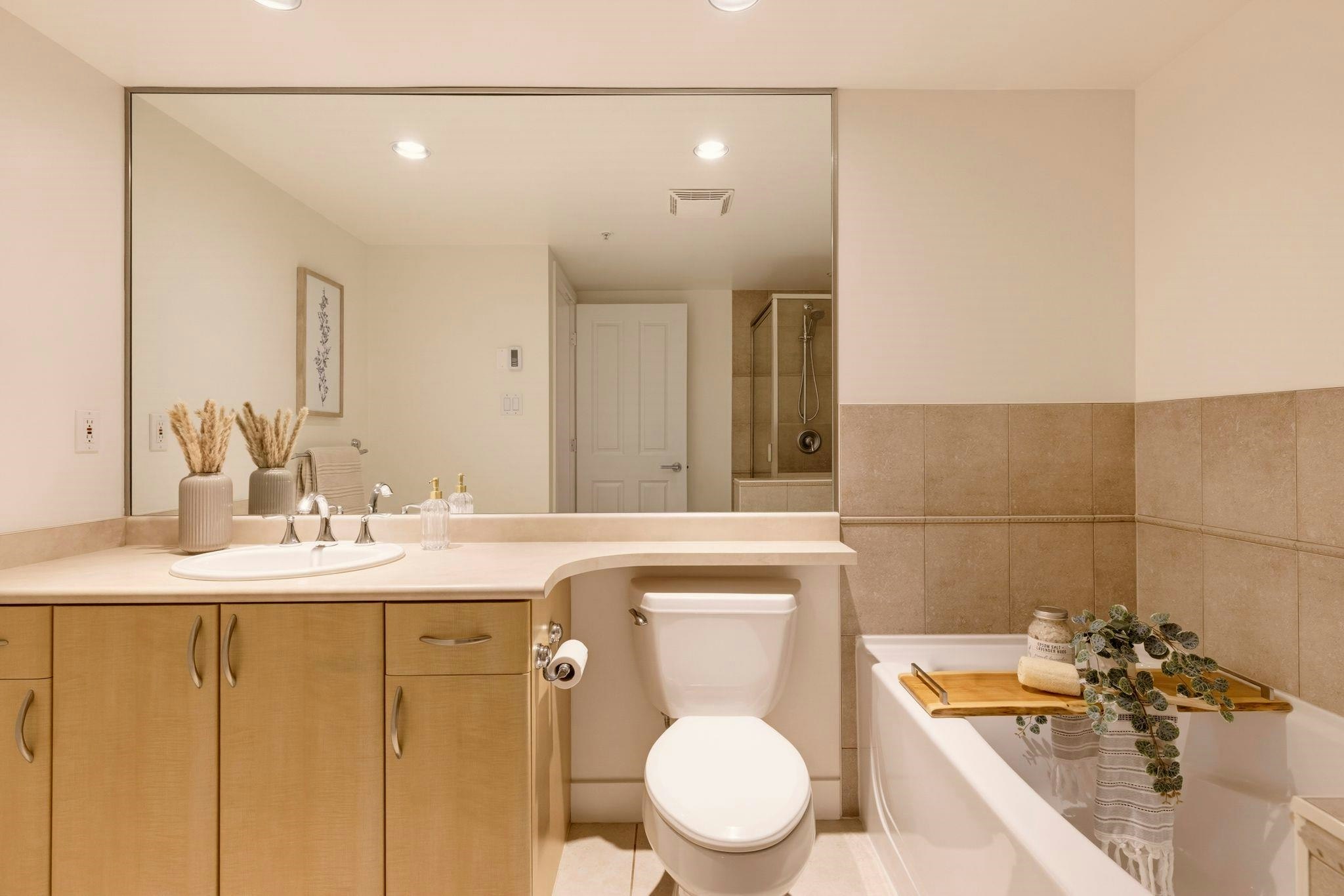 404-1428 W 6th Avenue, Vancouver, BC, V6H 4H4 - 26